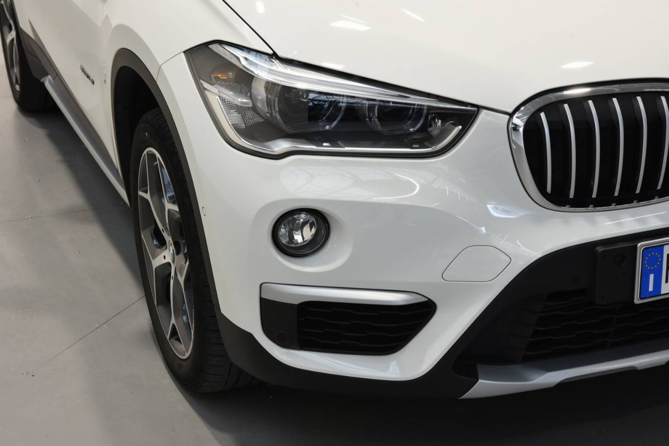 BMW X1 48
