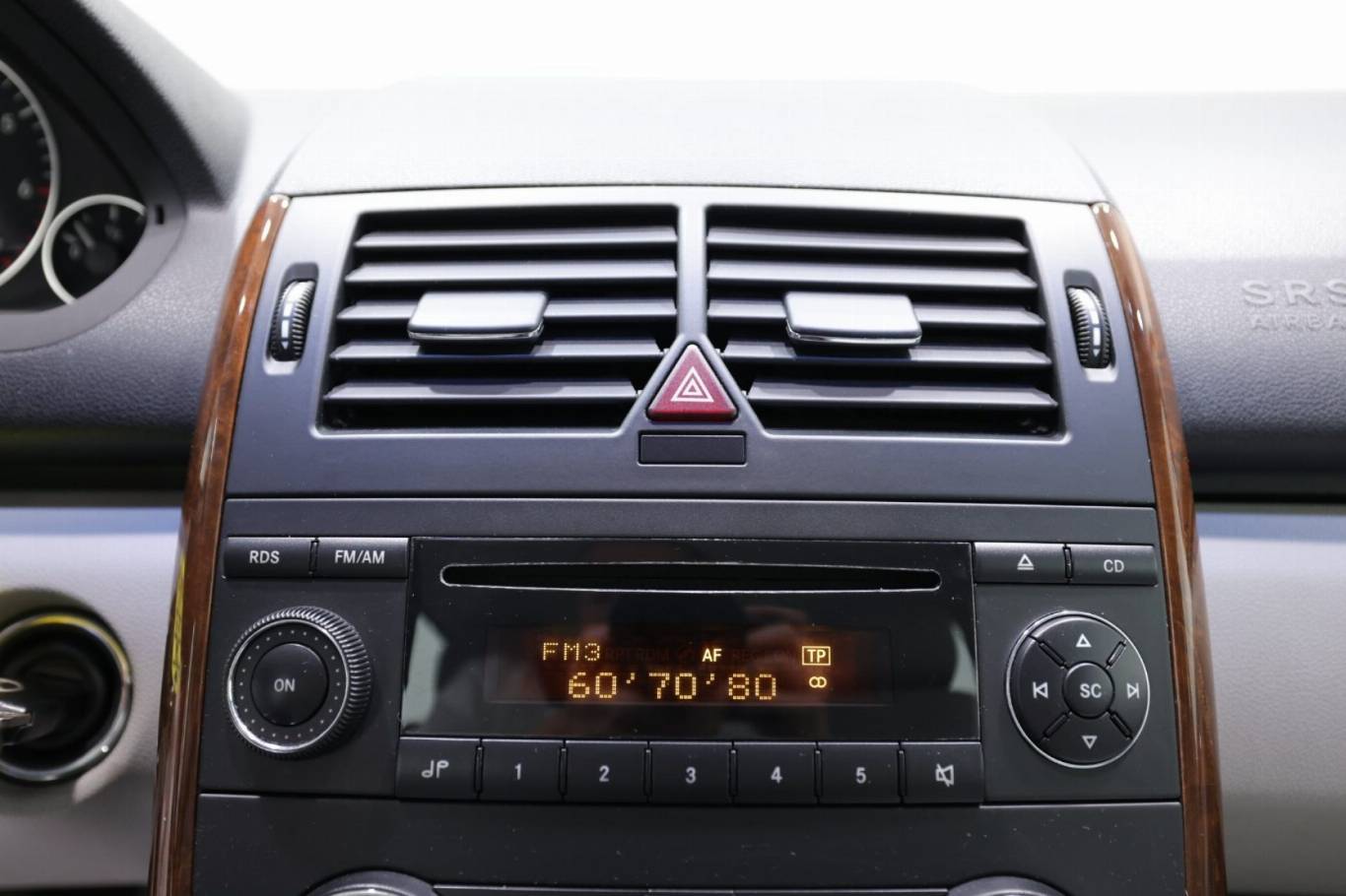 MERCEDES-BENZ A 170 9