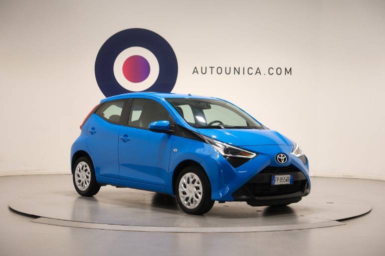 TOYOTA Aygo 3