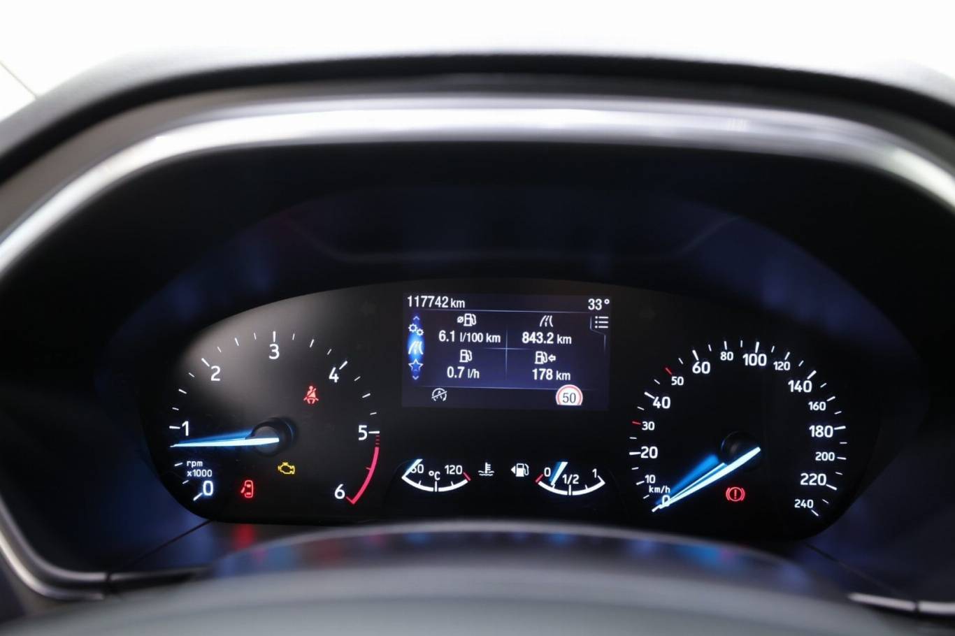 FORD Focus 8