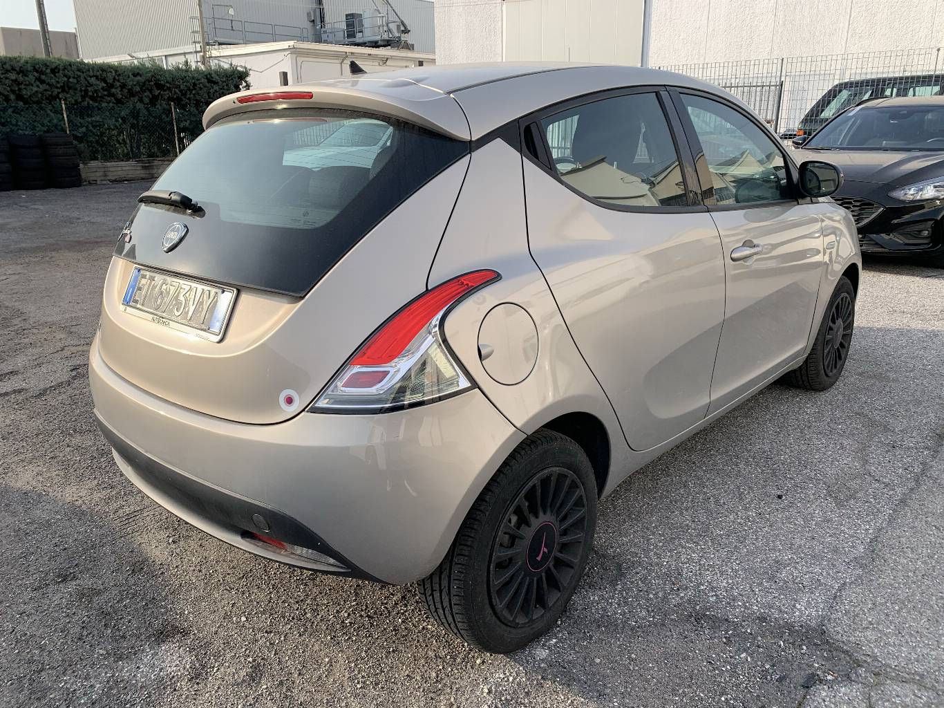 LANCIA Ypsilon 4