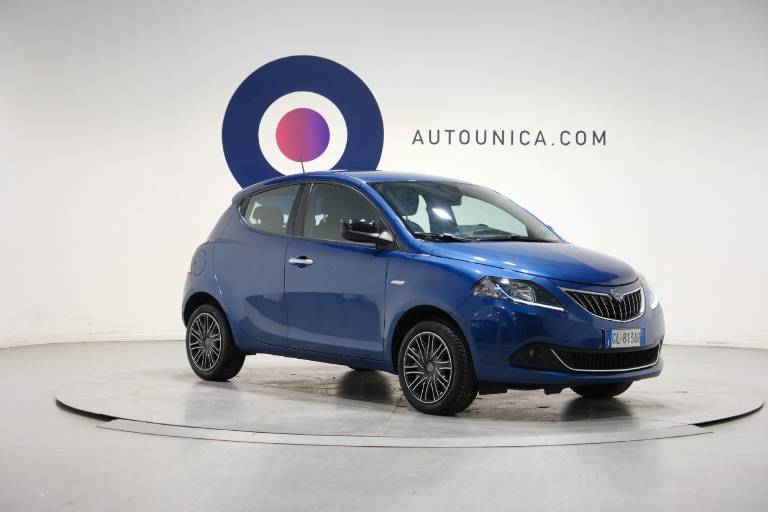 LANCIA Ypsilon 3