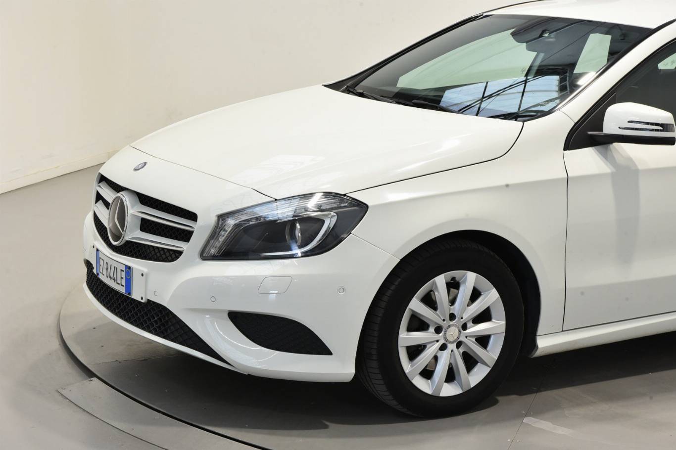 MERCEDES-BENZ A 180 32