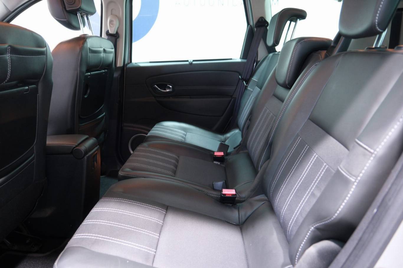 RENAULT Scenic 37