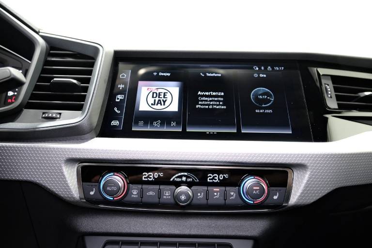AUDI A1 9