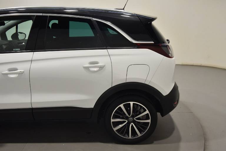 OPEL Crossland X 45