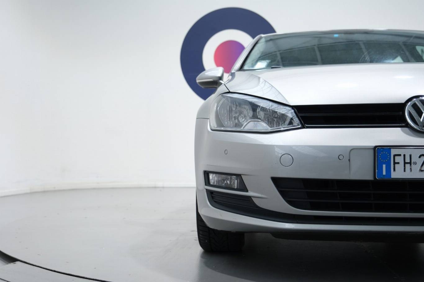 VOLKSWAGEN Golf 45