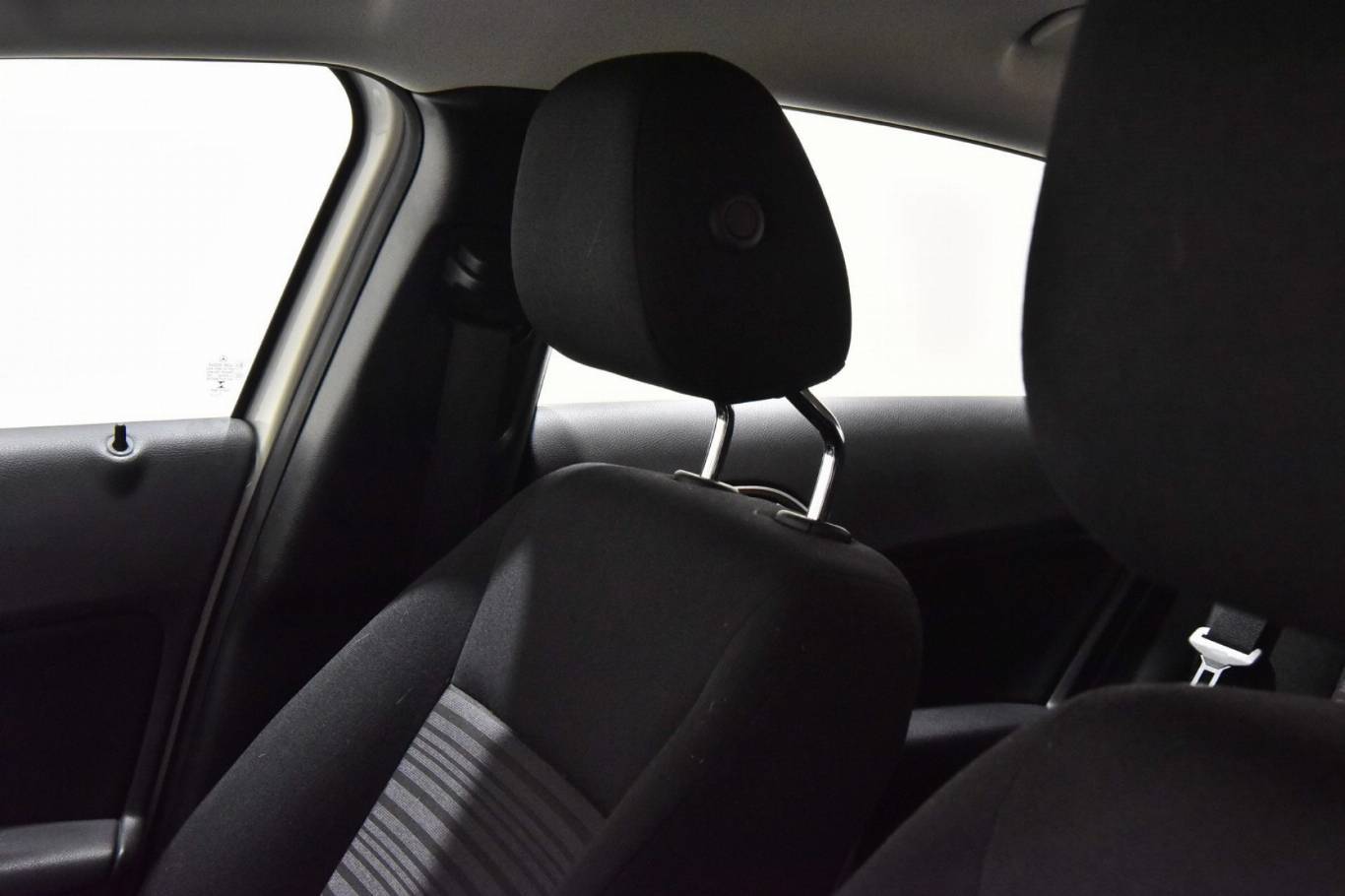 MERCEDES-BENZ A 180 9