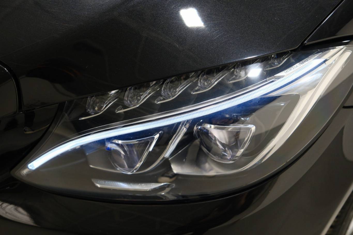 MERCEDES-BENZ C 220 54