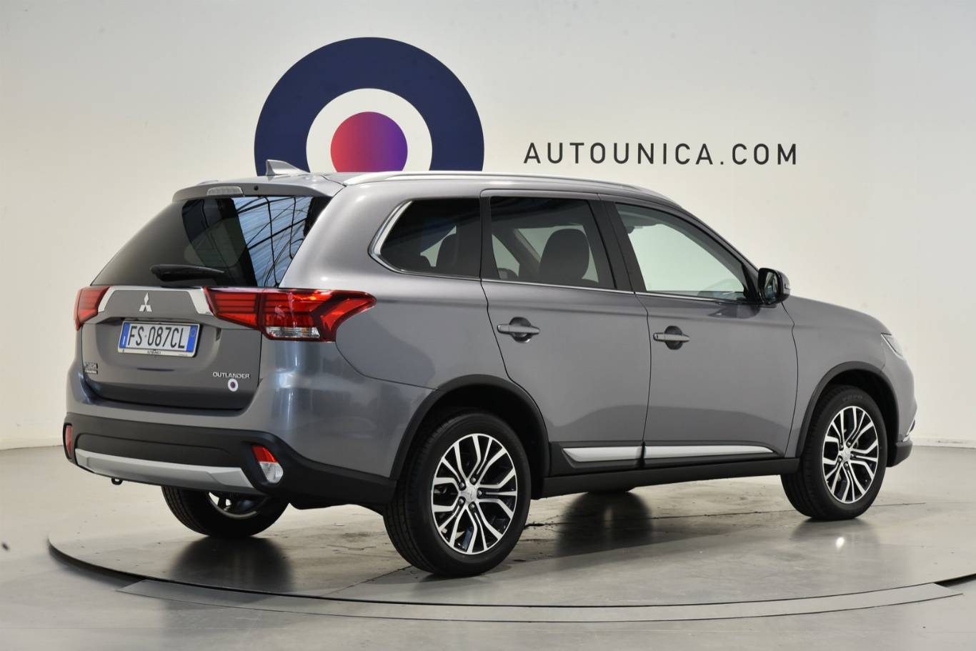 MITSUBISHI Outlander 28