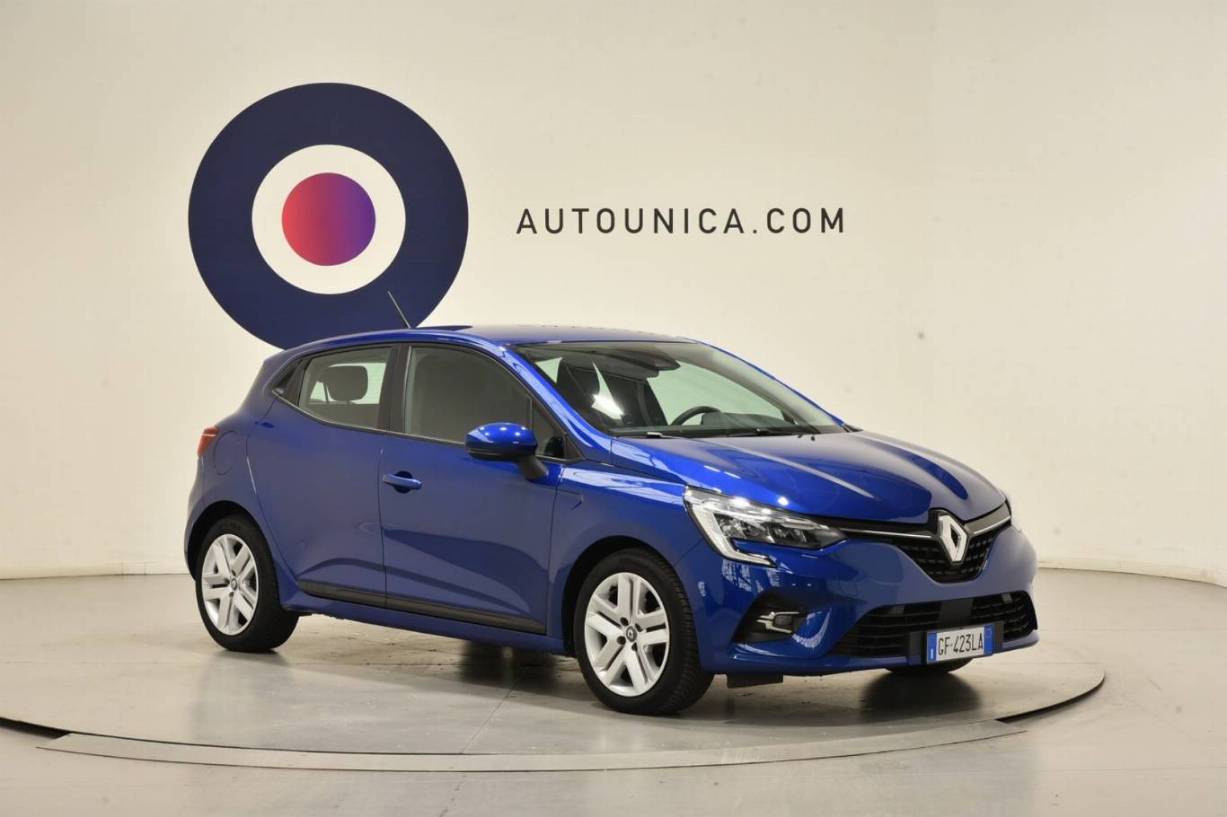 RENAULT Clio 9