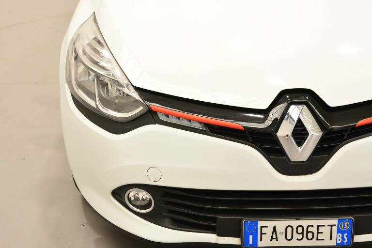 RENAULT Clio 17
