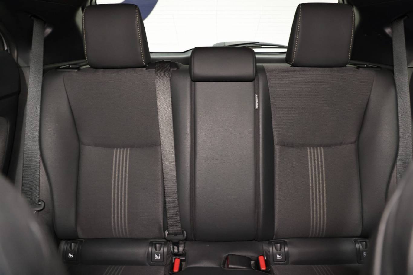 TOYOTA Yaris Cross 36