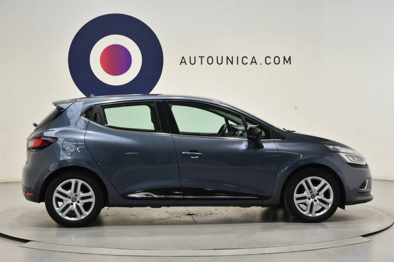 RENAULT Clio 31