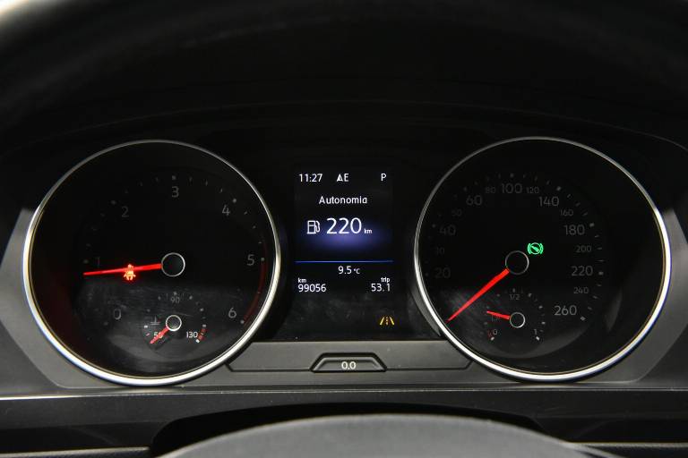 VOLKSWAGEN Tiguan 25