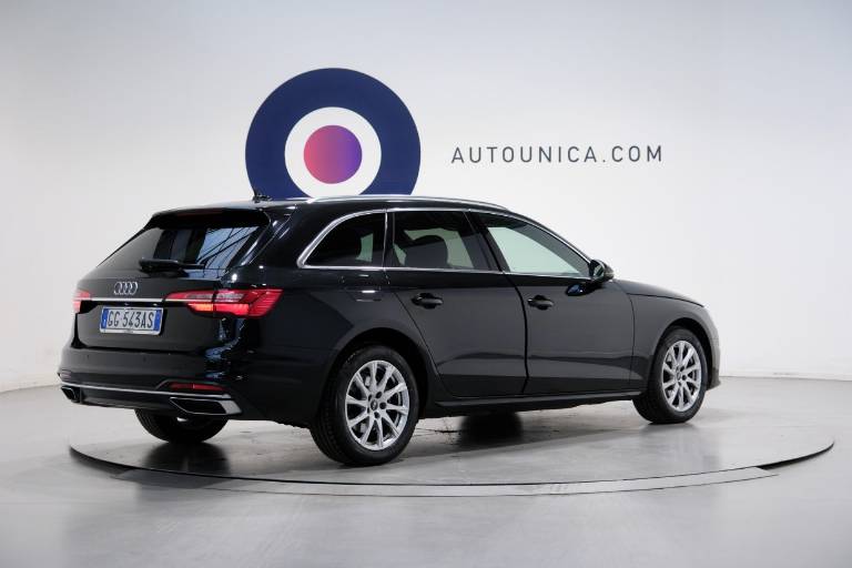 AUDI A4 4