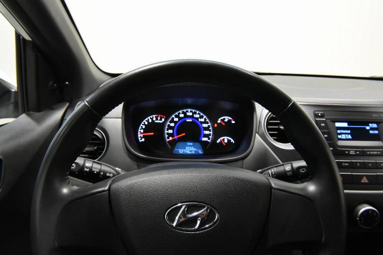 HYUNDAI I10 21