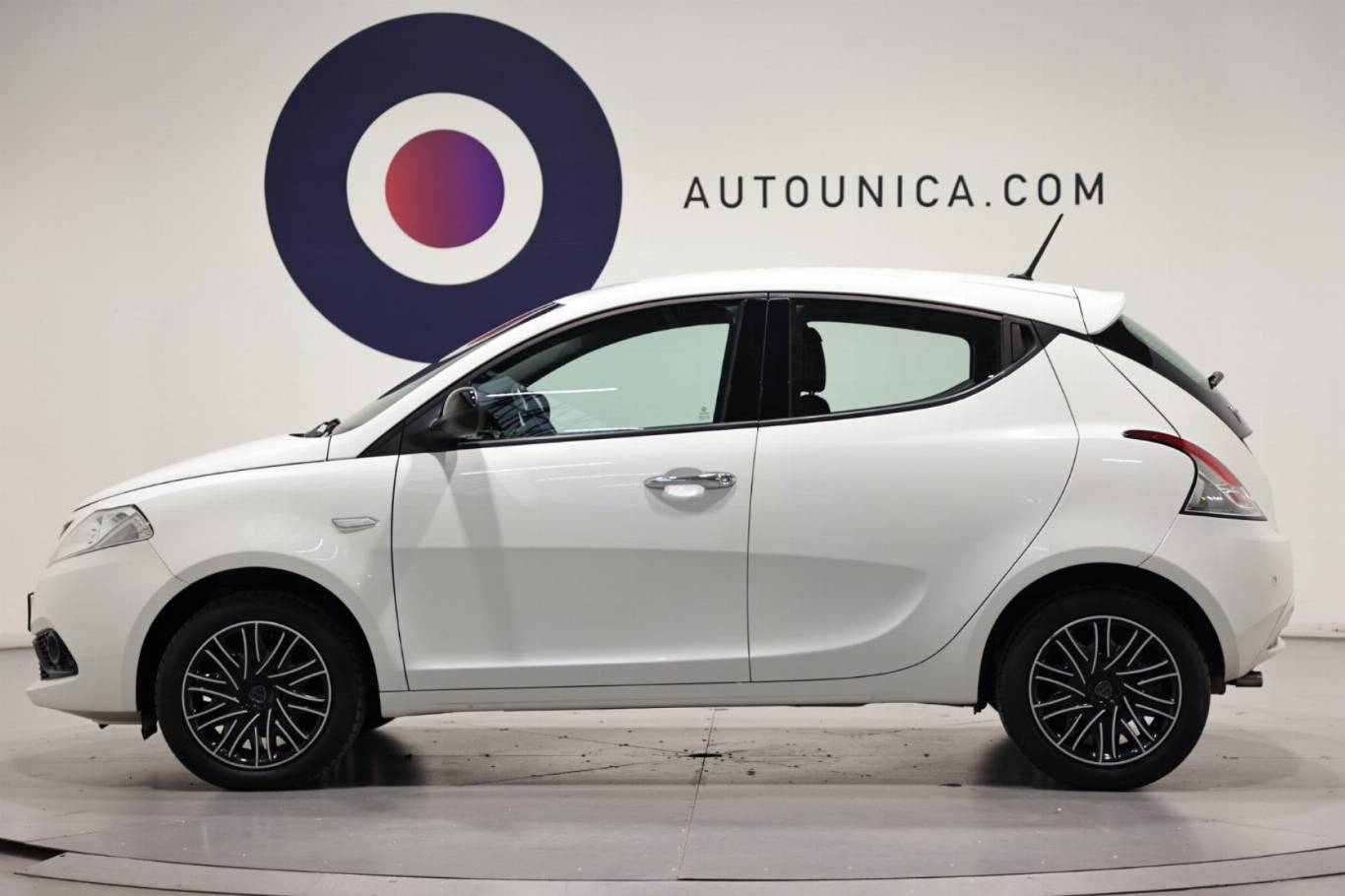 LANCIA Ypsilon 14