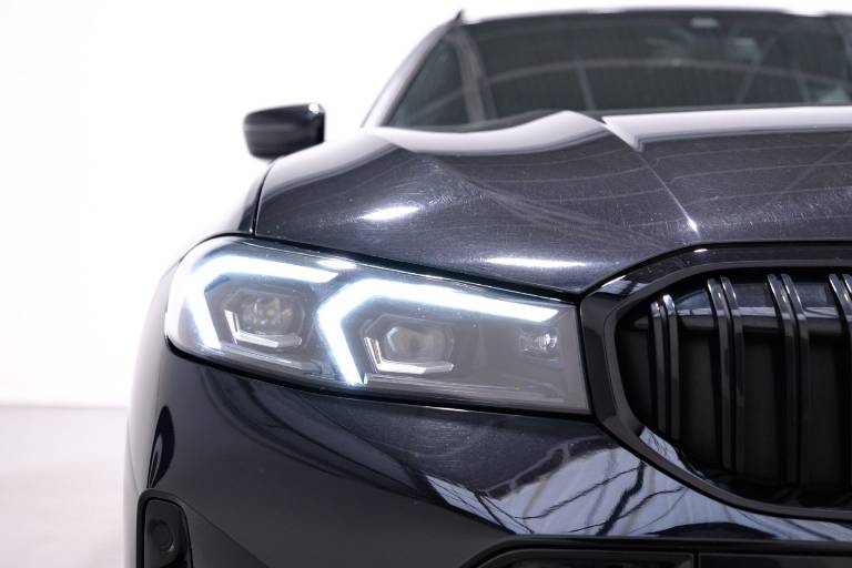 BMW 320 13
