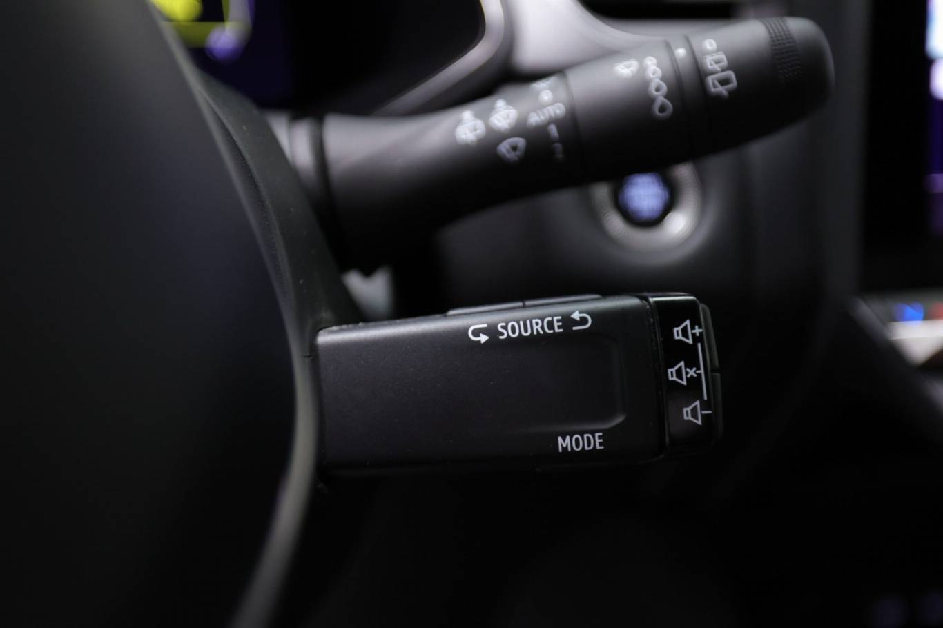 RENAULT Captur 24