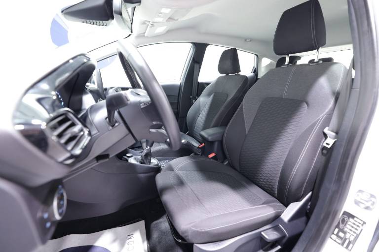 FORD Fiesta 6