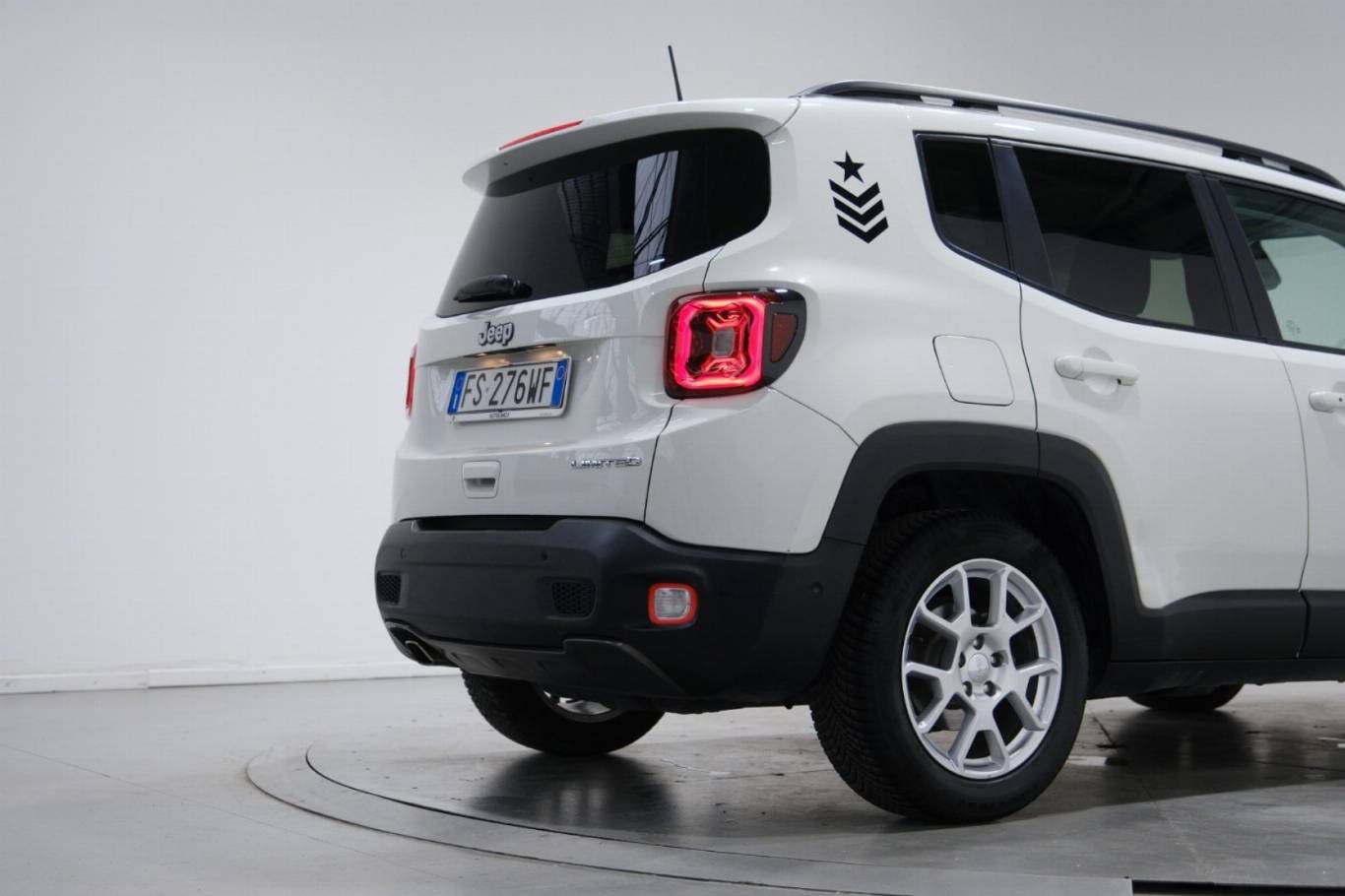 JEEP Renegade 12