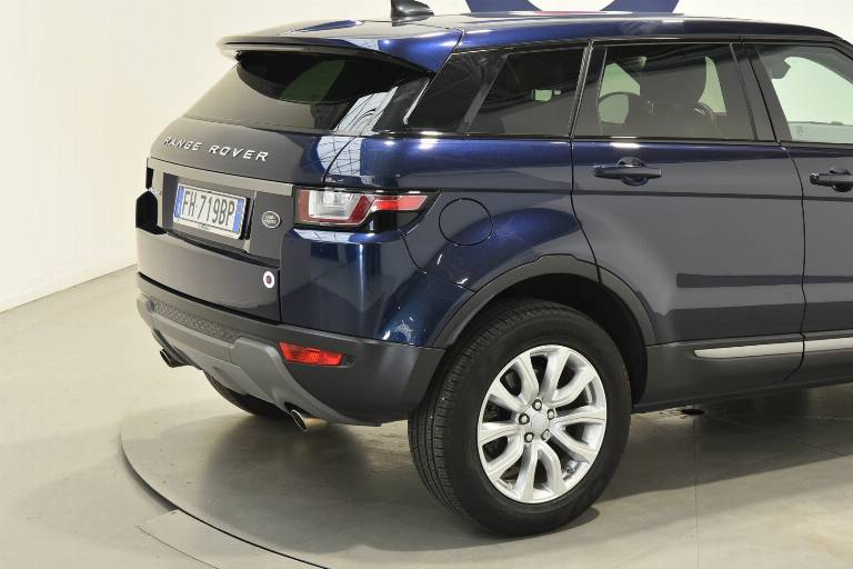 LAND ROVER Range Rover Evoque 18