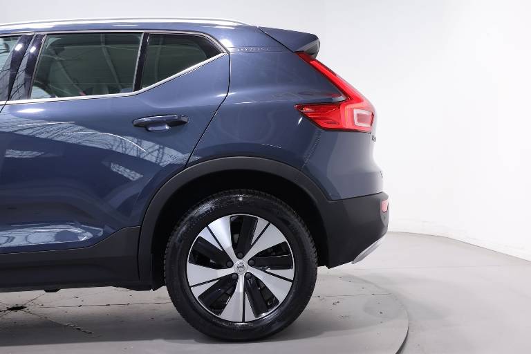 VOLVO XC40 36