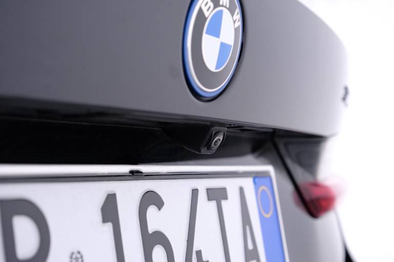 BMW 320 47