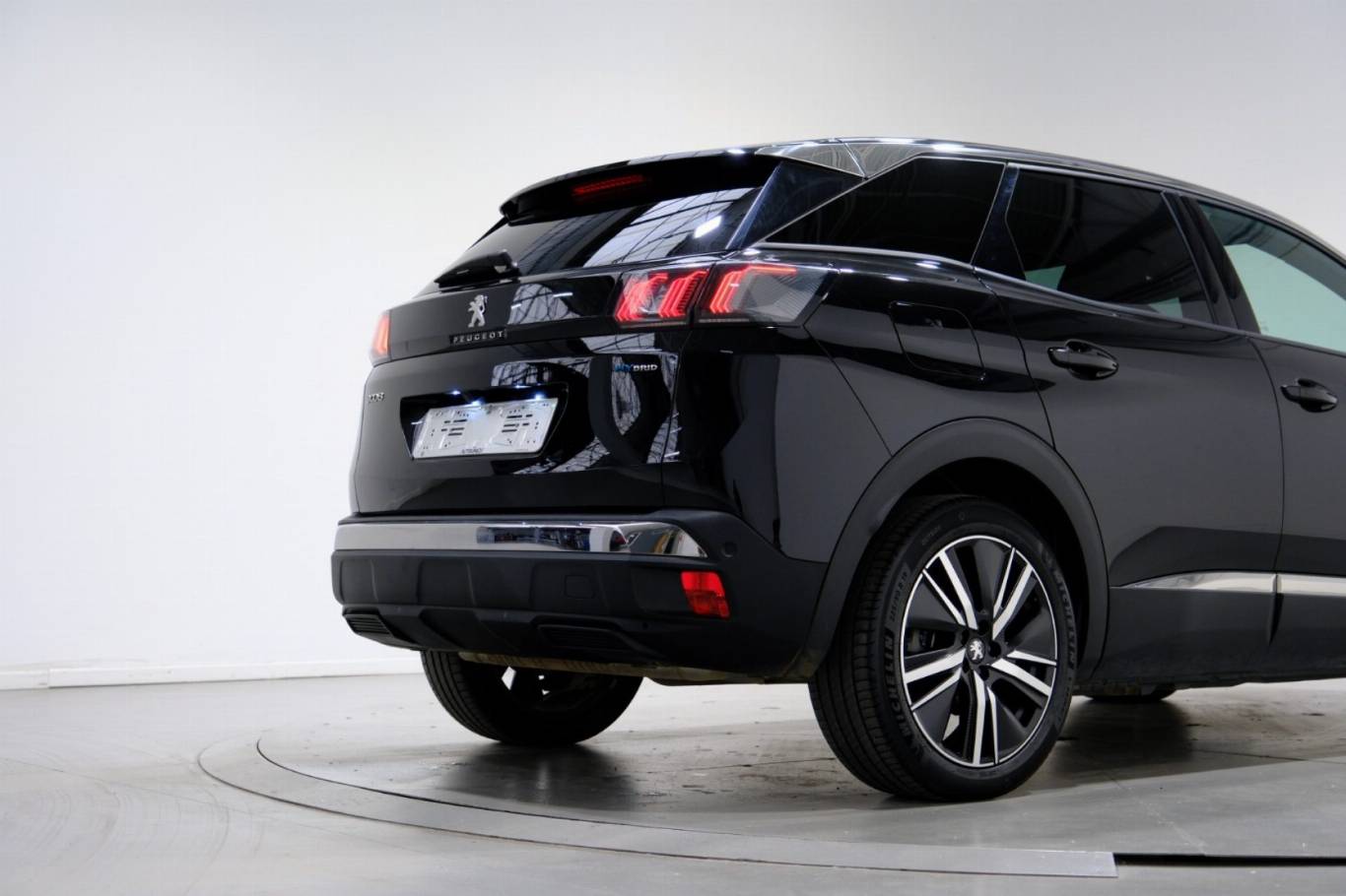 PEUGEOT 3008 48