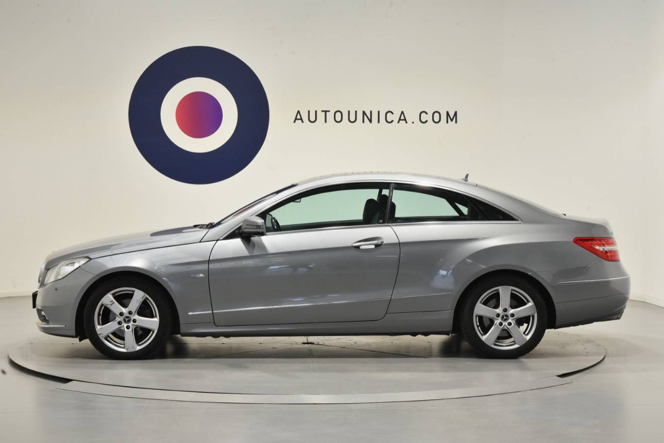 MERCEDES-BENZ E 220 30