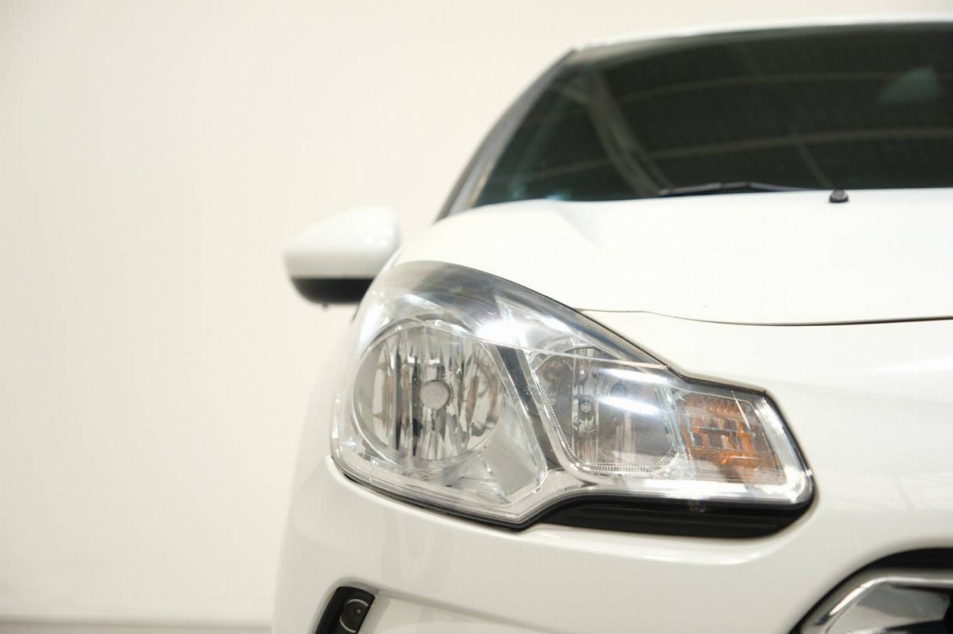 DS AUTOMOBILES DS 3 15