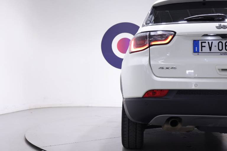 JEEP Compass 47