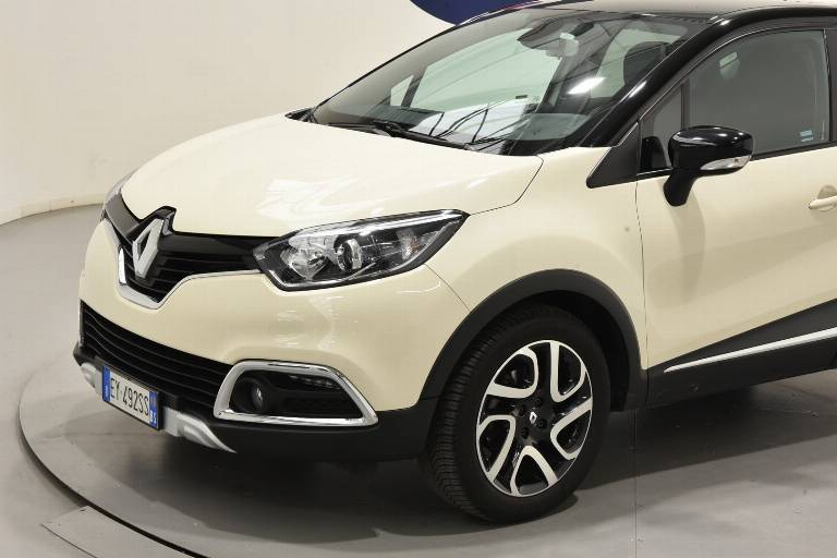 RENAULT Captur 33