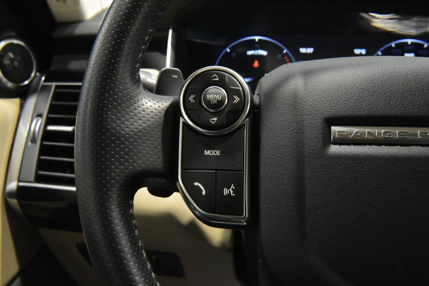 LAND ROVER Range Rover Sport 24