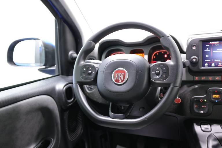 FIAT Panda Cross 31