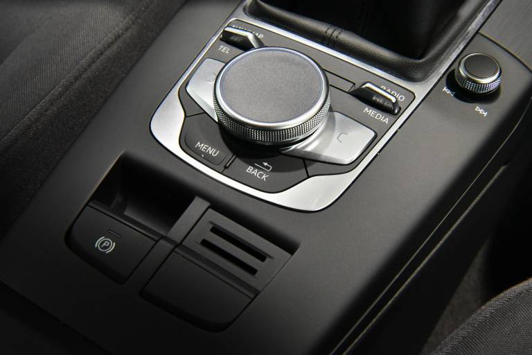 AUDI A3 25