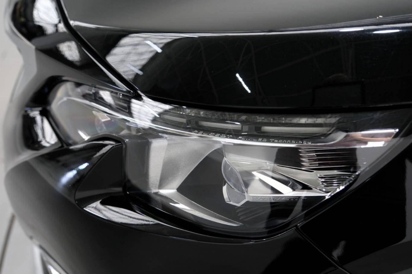 PEUGEOT 3008 52