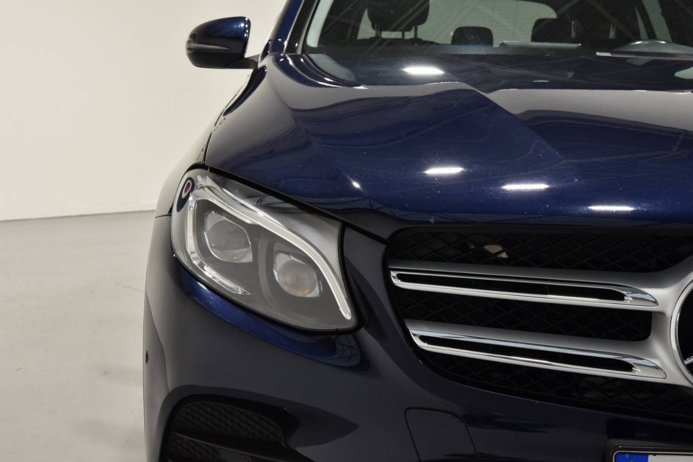 MERCEDES-BENZ GLC 220 6