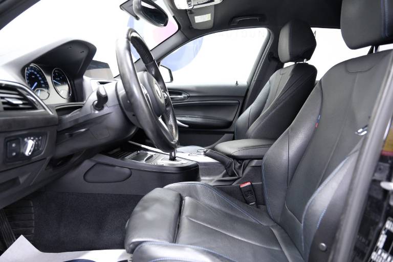 BMW 118 21