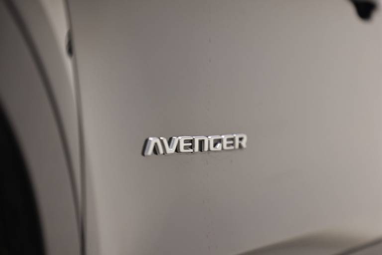 JEEP Avenger 25