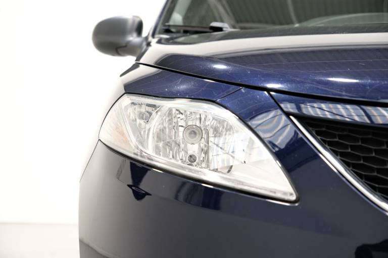 LANCIA Ypsilon 14