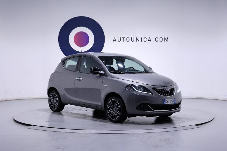 LANCIA Ypsilon 3