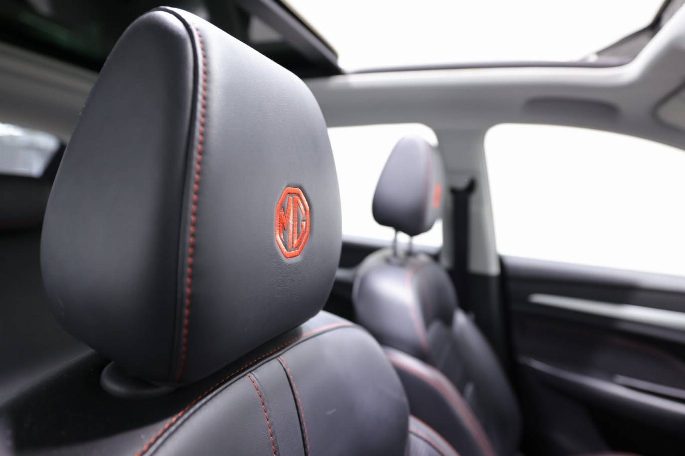 MG ZS 50