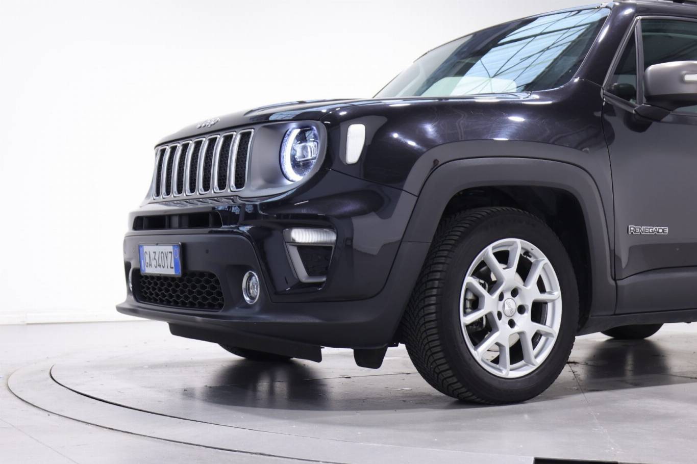 JEEP Renegade 11