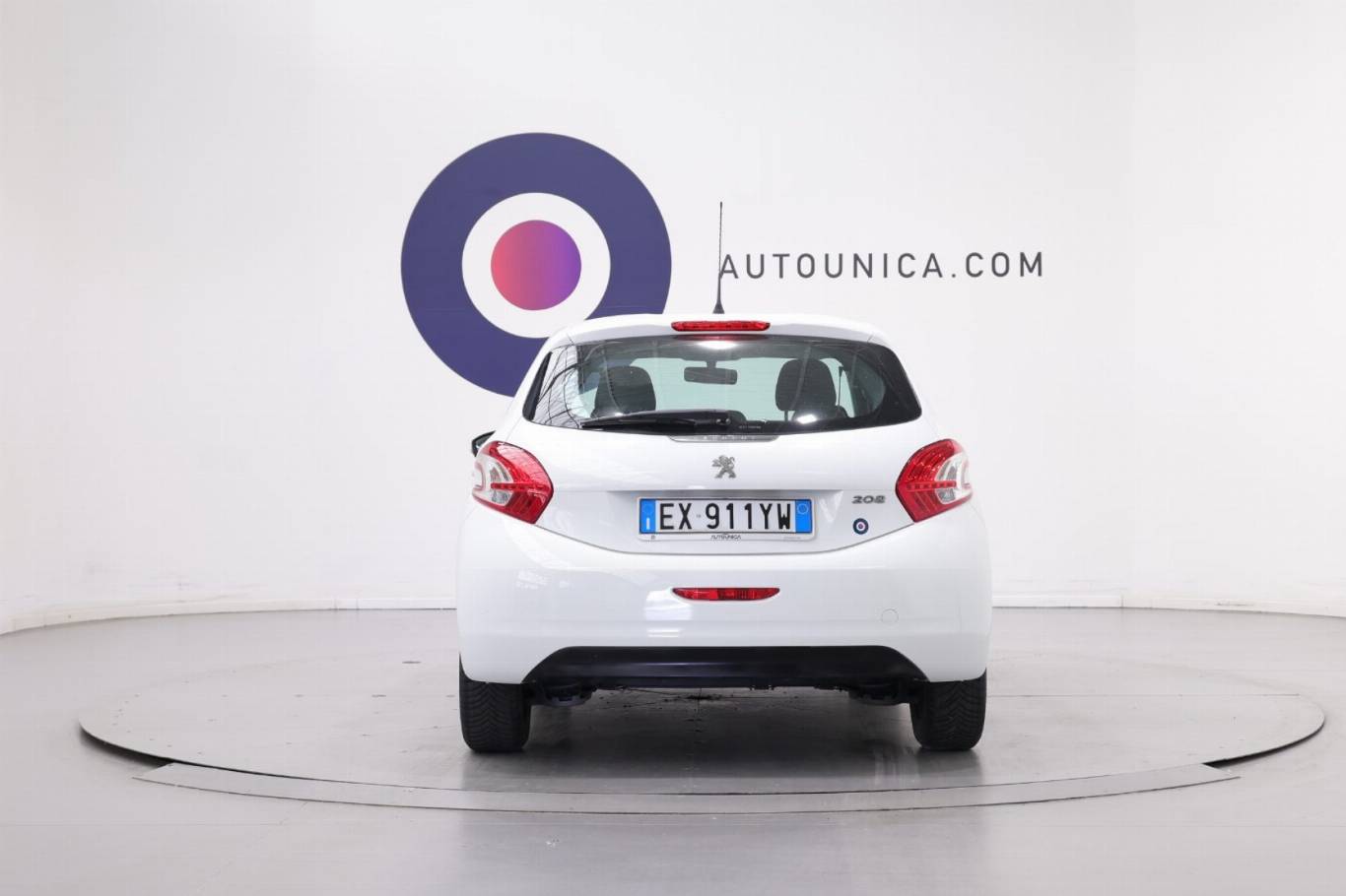 PEUGEOT 208 47