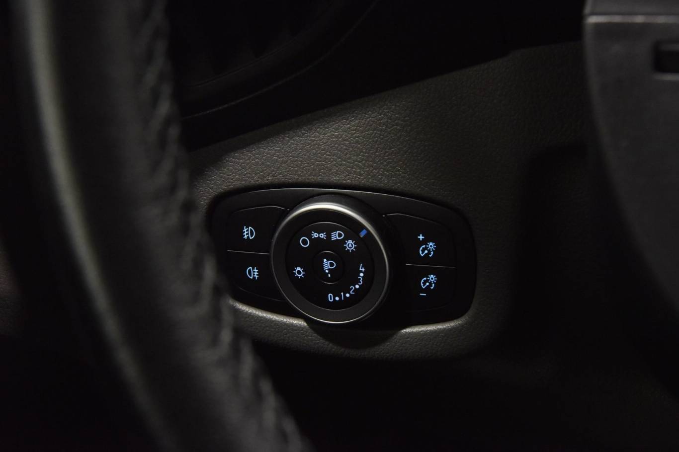 FORD Tourneo Connect 21