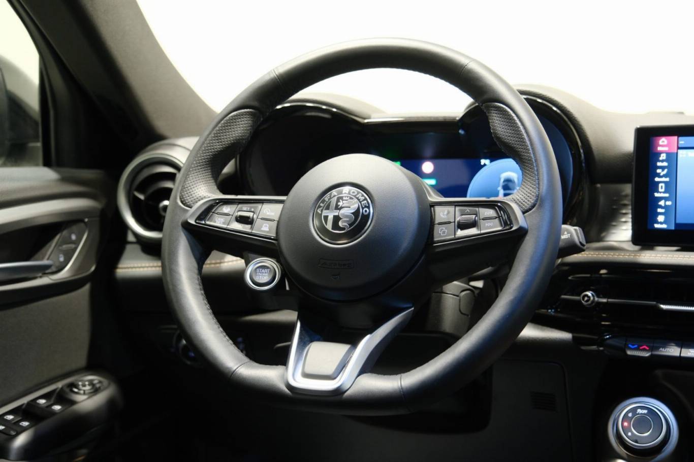 ALFA ROMEO Tonale 43