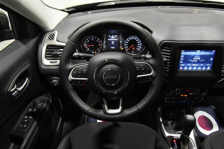 JEEP Compass 21
