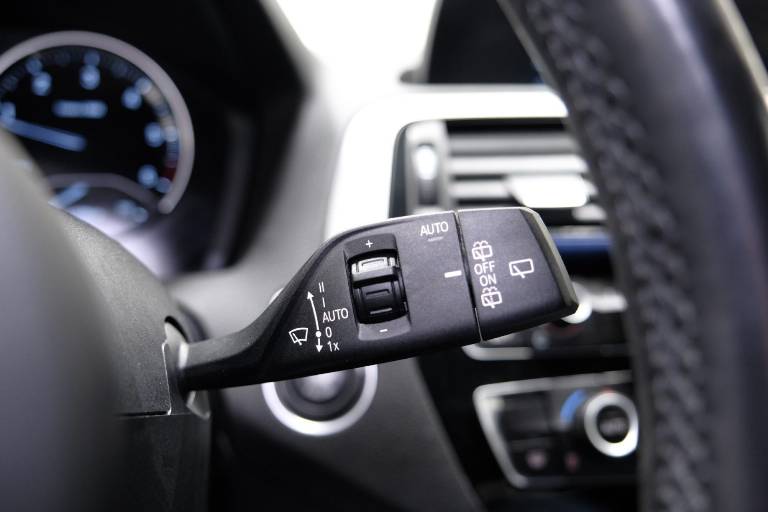 BMW 118 25